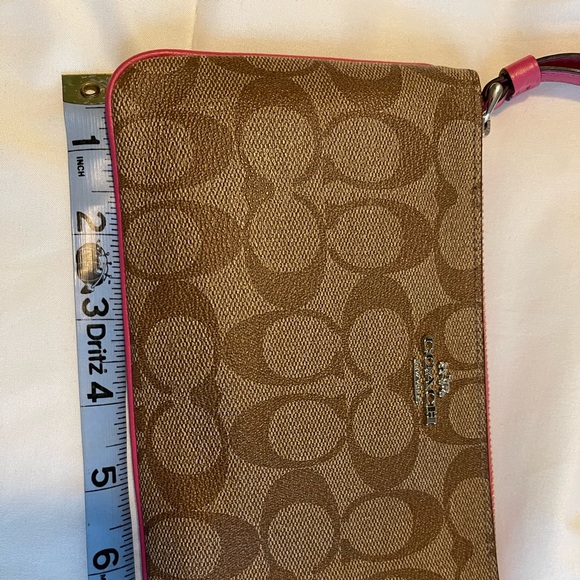 Coach Wristlet - Picture 2 of 5